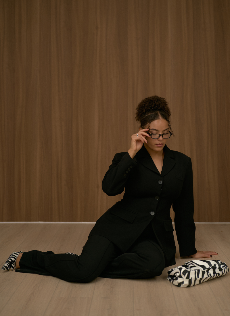 'Jax' Black Fuller Bust Tailored Cinch Waist Blazer Jacket